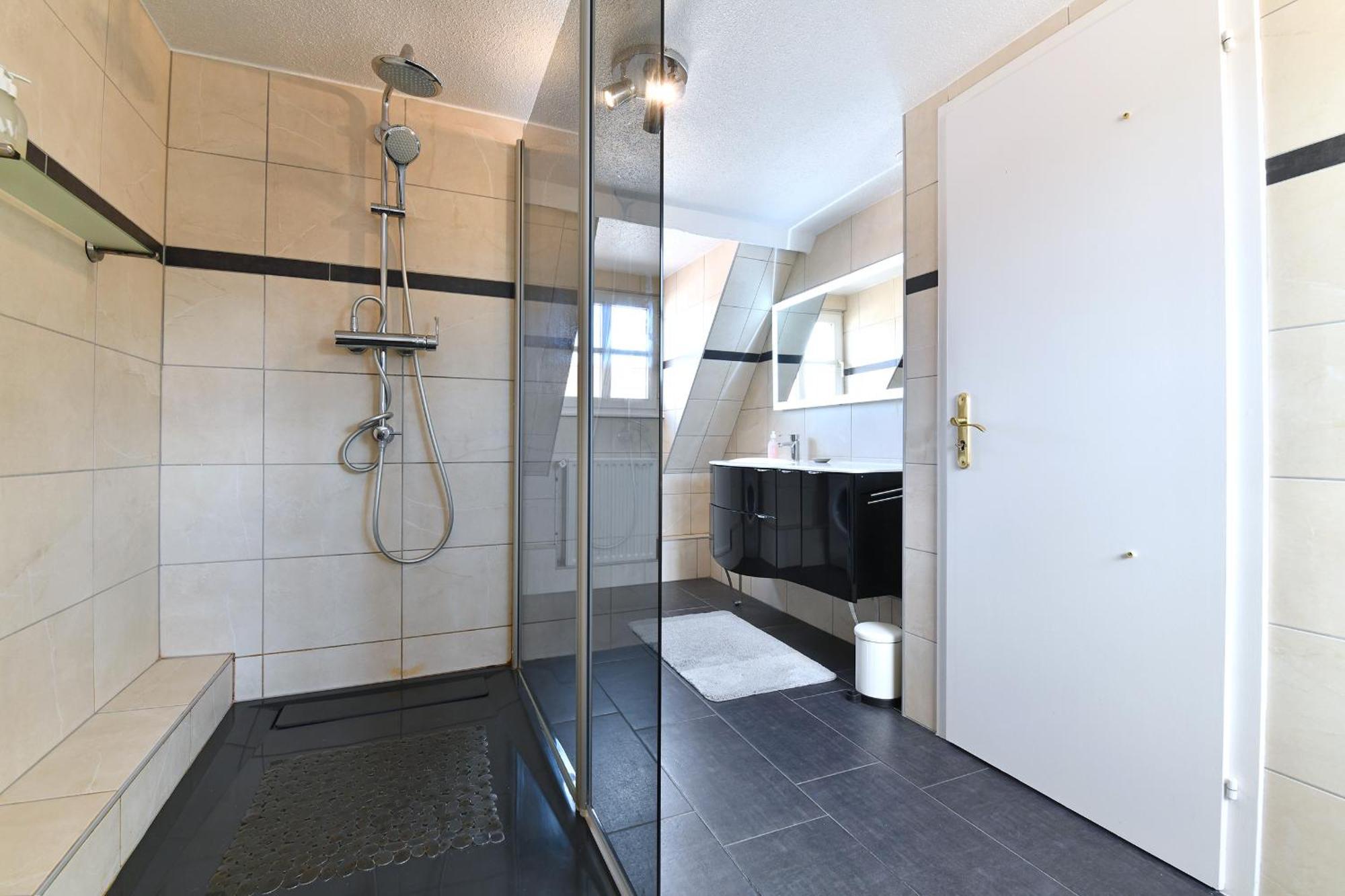 Romantique Appartement Fly Me To The Moon Colmar Ngoại thất bức ảnh
